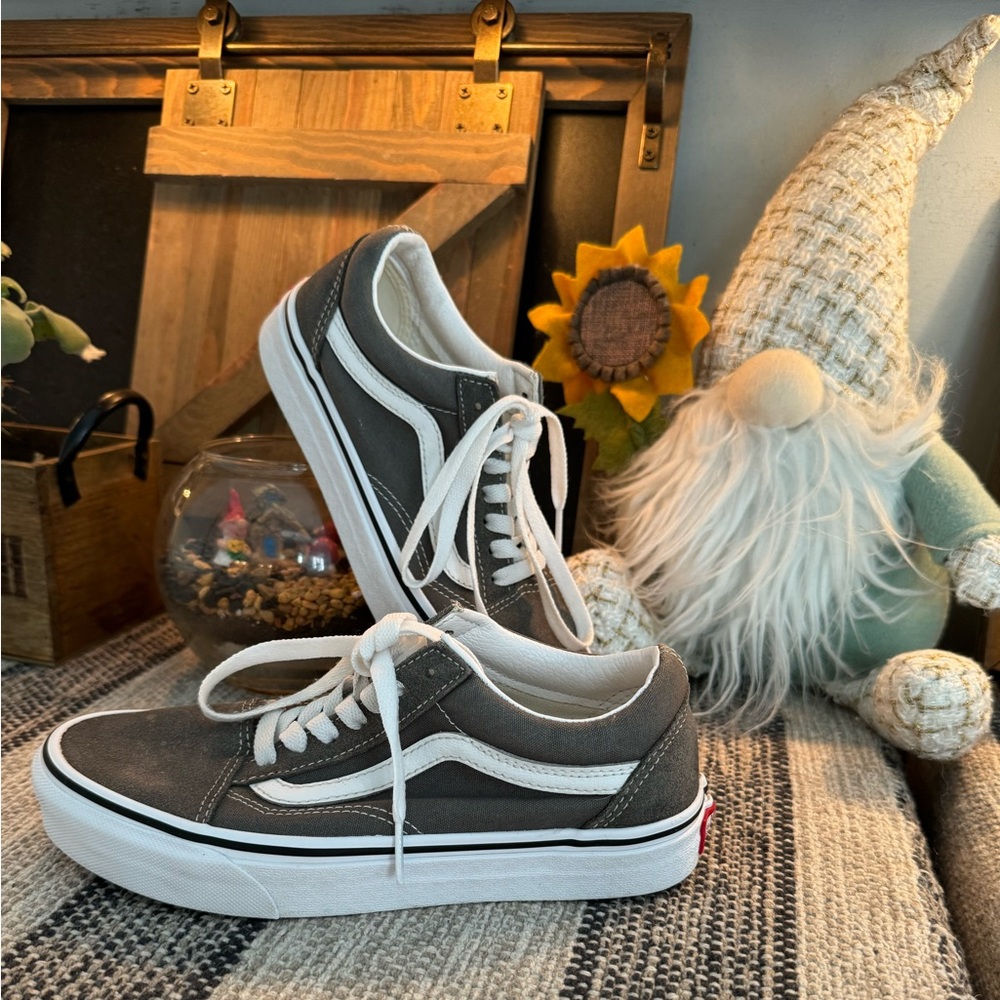 Vans Old Skool, size women’s 6.5, gray